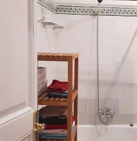 Piso Romantico Y Espacioso * Tremp